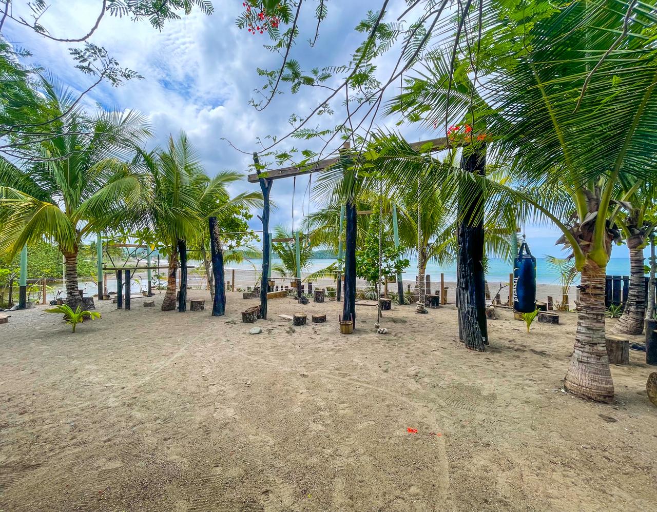 Outdoors gym